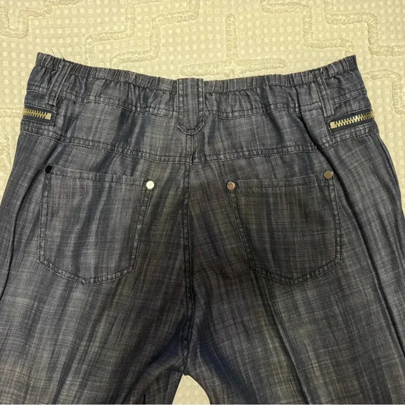 Soft Surroundings lightweight denim pants. Smoke free home. Worn 1x. - Picture 5 of 8